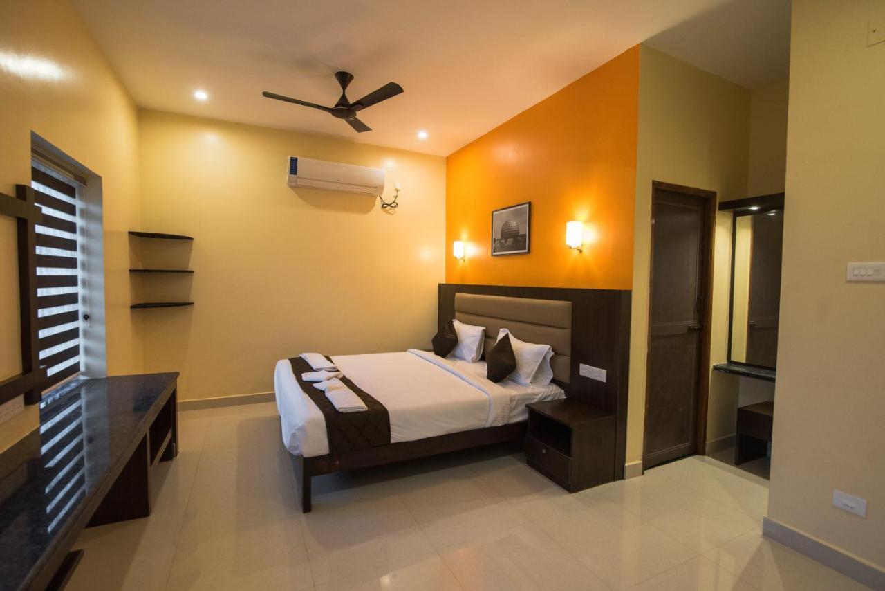 Saffron Vilva Hotell Pondicherry Eksteriør bilde